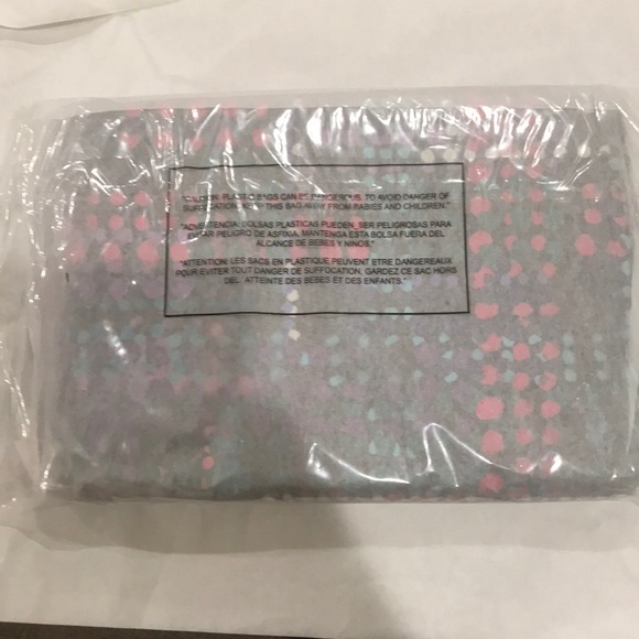 Kate Spade 13” Laptop Sleeve - Picture 3 of 3